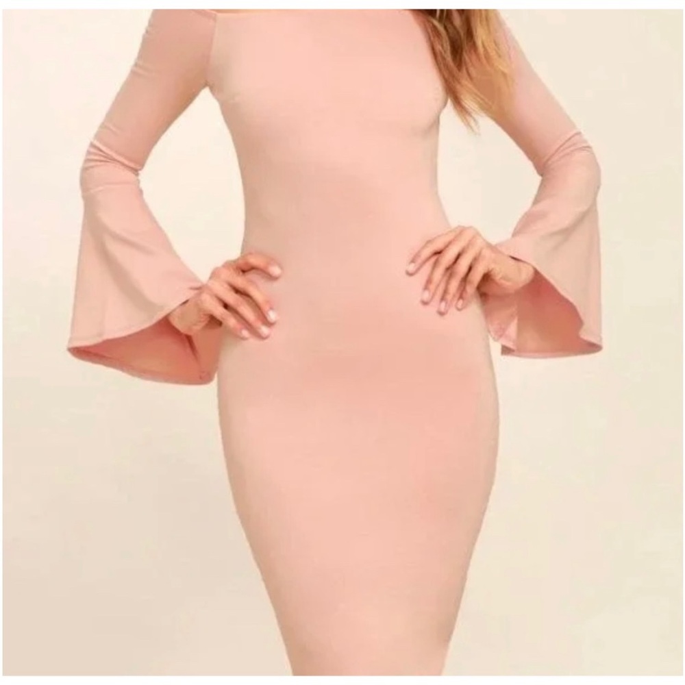 Lulu’s Off-the-Shoulder Bell Sleeve Bodycon Dress pink
